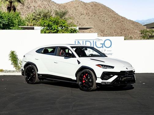 2023 Lamborghini Urus S