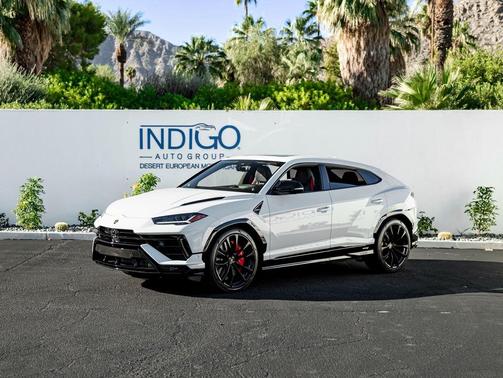 2023 Lamborghini Urus S