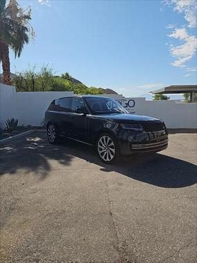 2023 Land Rover Range Rover P530 SE