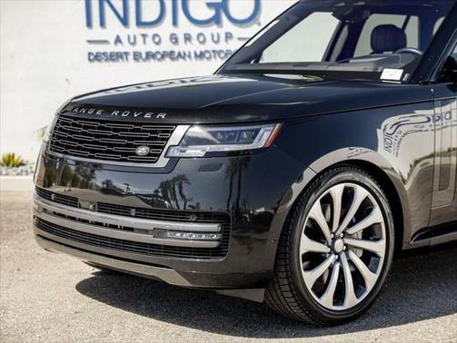 2023 Land Rover Range Rover P530 SE