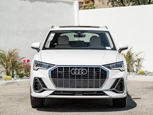 2025 Audi Q3 45 S line Premium Plus