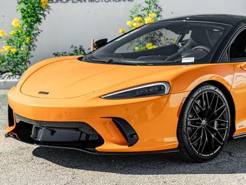 2026 McLaren GTS 