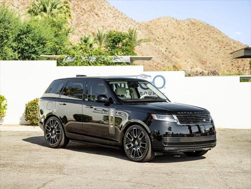 2024 Land Rover Range Rover P615 SV