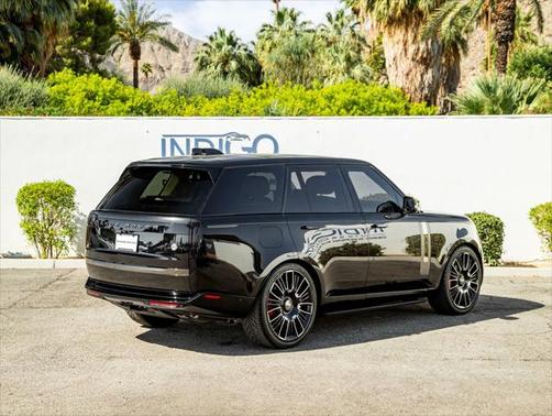 2024 Land Rover Range Rover P615 SV