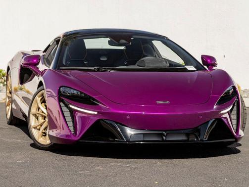 Shibuya Spirit 2026 McLaren Artura Spider
