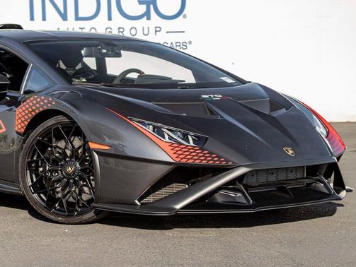 2022 Lamborghini Huracan STO Coupe