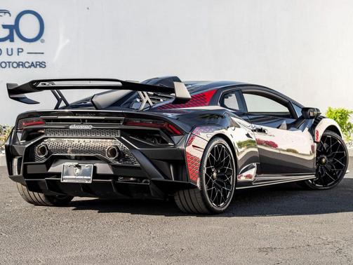 2022 Lamborghini Huracan STO Coupe