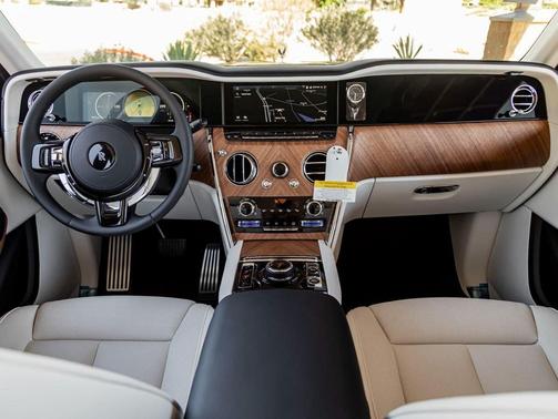 2025 Rolls-Royce Cullinan 