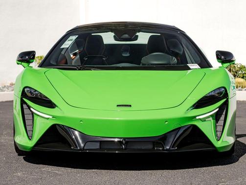 Mantis Green 2026 McLaren Artura Spider