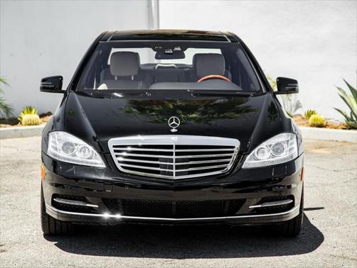 2011 Mercedes-Benz S-Class S 550