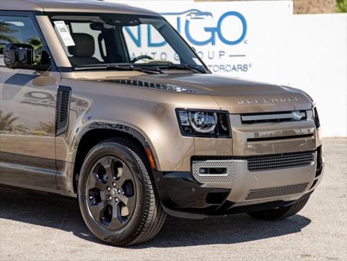 2025 Land Rover Defender 110 P400 X-Dynamic SE