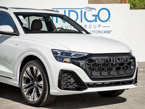 2025 Audi Q8 55 Prestige