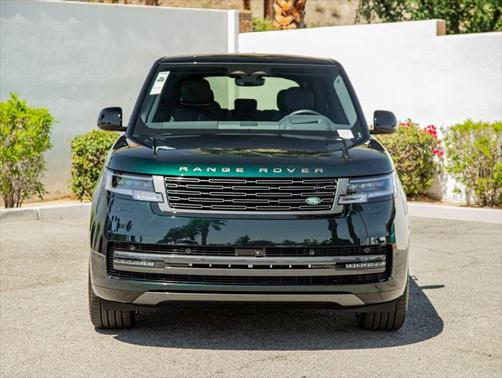 2025 Land Rover Range Rover P530 SE