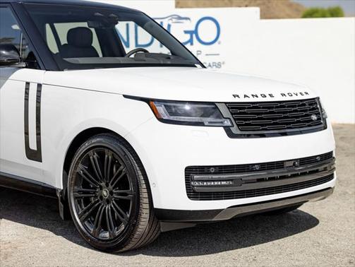 2025 Land Rover Range Rover P530 SE 7 Seat