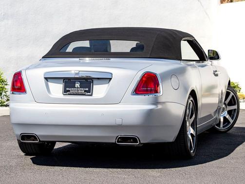 Silver 2016 Rolls-Royce Dawn