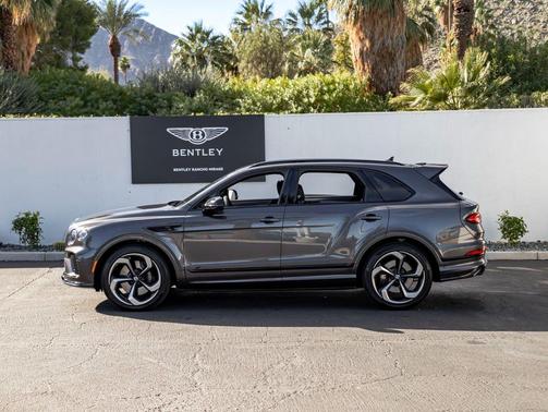 2022 Bentley Bentayga V8