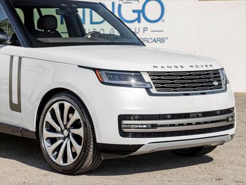 2025 Land Rover Range Rover P400 SE