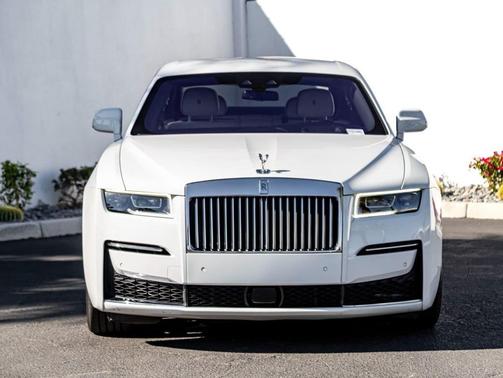 2023 Rolls-Royce Ghost 