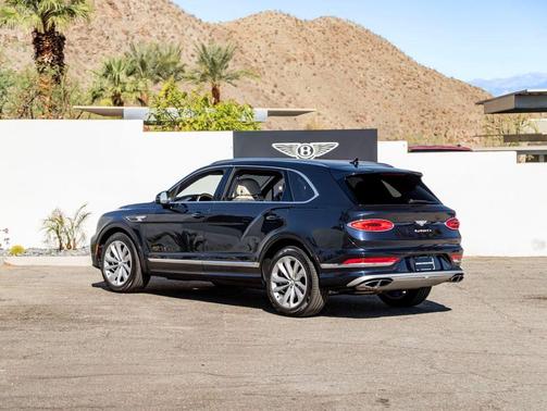 2023 Bentley Bentayga