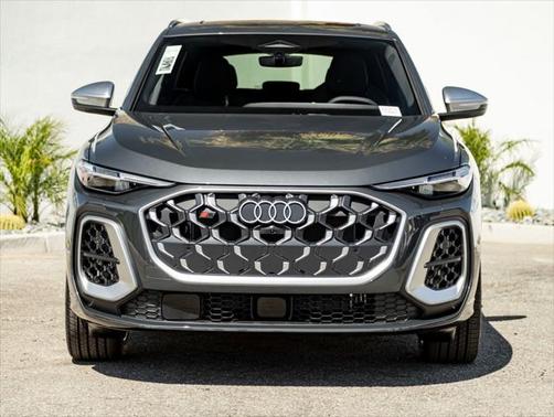 2025 Audi SQ5 3.0T Premium Plus