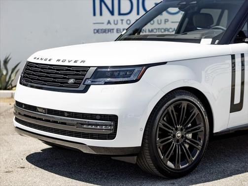 2025 Land Rover Range Rover P530 SE
