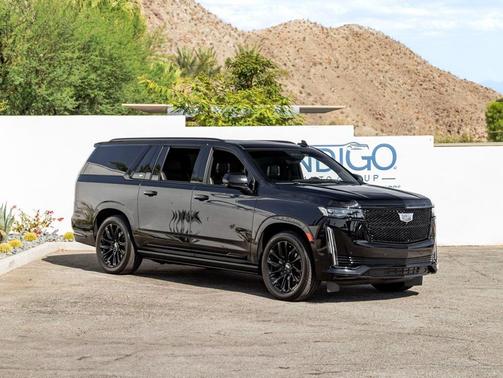 2023 Cadillac Escalade ESV Sport Platinum