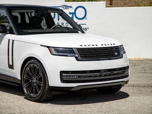 2025 Land Rover Range Rover Autobiography
