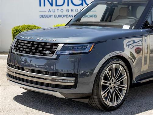 2025 Land Rover Range Rover P530 SE