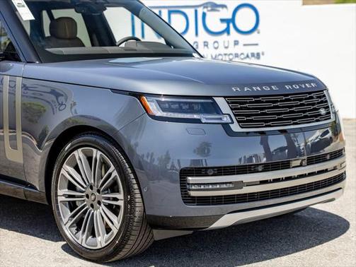 2025 Land Rover Range Rover P530 SE