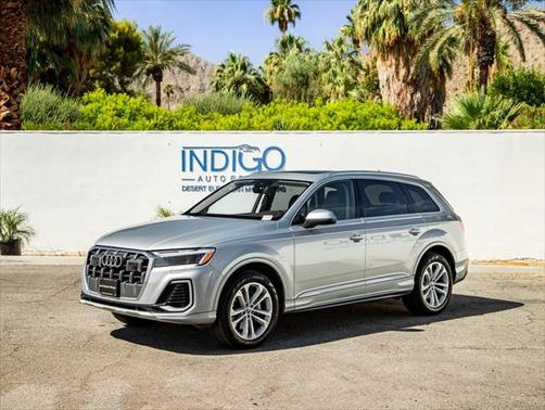2025 Audi Q7 45 Premium