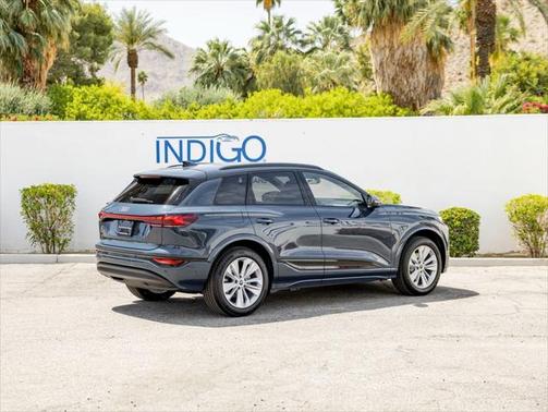 2025 Audi Q6 e-tron Premium Plus