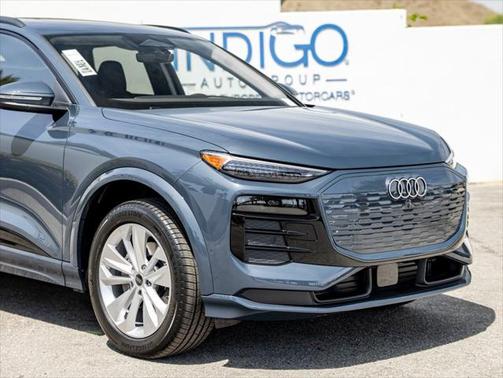 2025 Audi Q6 e-tron Premium Plus