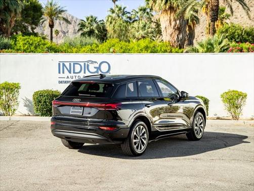 2025 Audi Q6 e-tron Premium Plus quattro