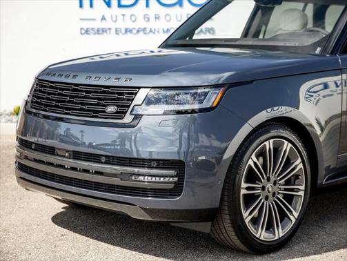 2025 Land Rover Range Rover P400 SE