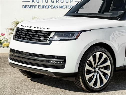 2025 Land Rover Range Rover P530 SE