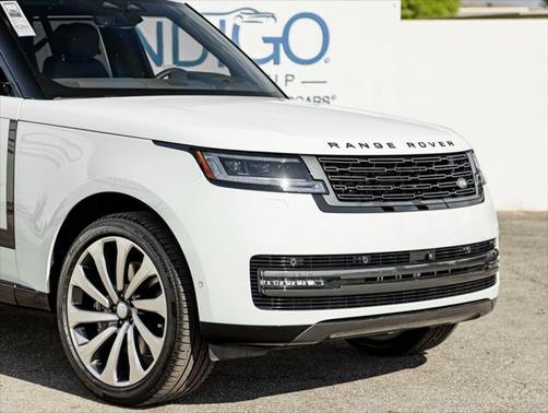 2025 Land Rover Range Rover P530 SE