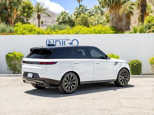 2024 Land Rover Range Rover Sport SE