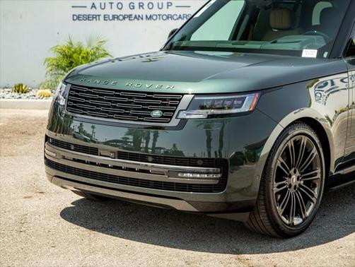 2025 Land Rover Range Rover P400 SE 7 Seat