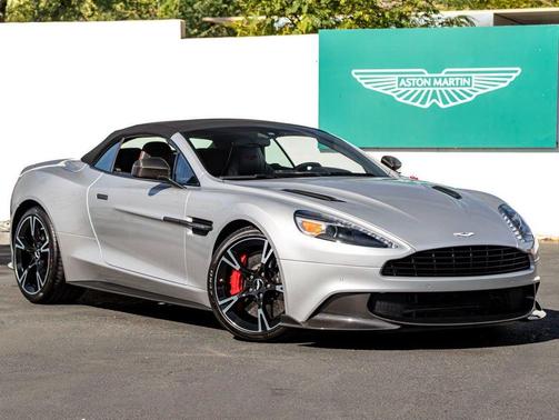 2018 Aston Martin Vanquish Volante S