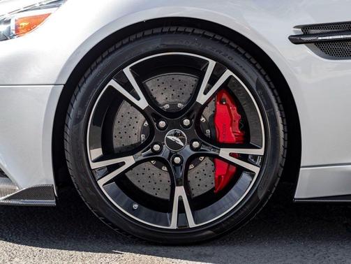 2018 Aston Martin Vanquish Volante S