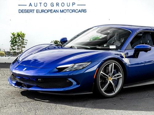 2025 Ferrari 296 GTS 