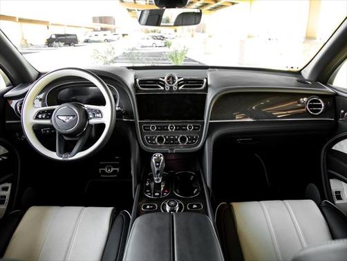 2022 Bentley Bentayga V8