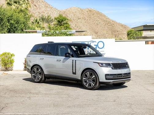 2025 Land Rover Range Rover P550e SE