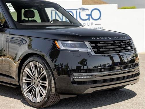 2025 Land Rover Range Rover P400 SE