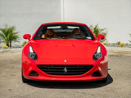 2017 Ferrari California T