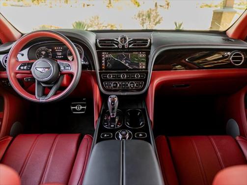 2022 Bentley Bentayga V8