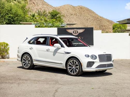 2022 Bentley Bentayga V8