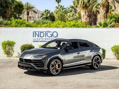 2020 Lamborghini Urus Base