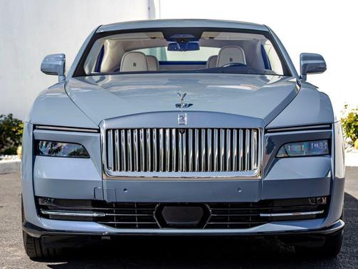 Wittering Blue 2025 Rolls-Royce Spectre
