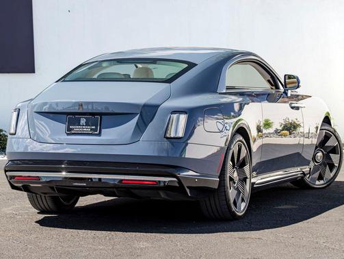 Wittering Blue 2025 Rolls-Royce Spectre